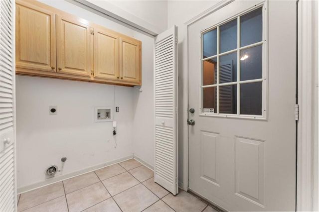 4817 Riverridge Drive, Lake Charles, LA 70605