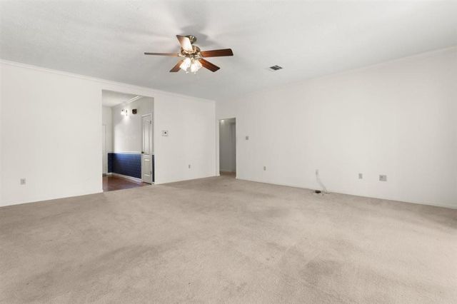 4817 Riverridge Drive, Lake Charles, LA 70605