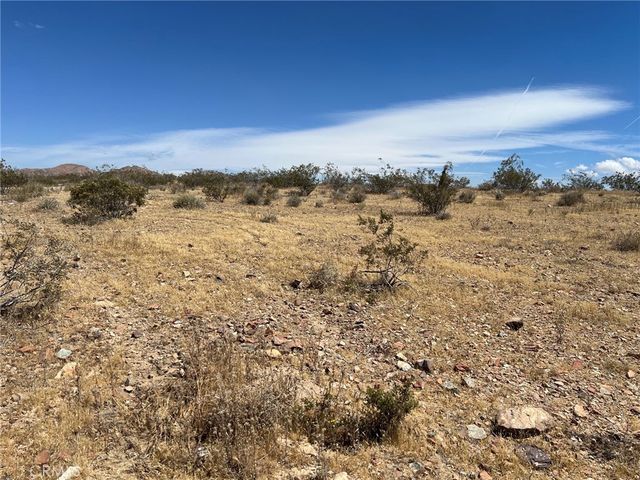 0 Leaping Lizard Lane, Apple Valley, CA 92307