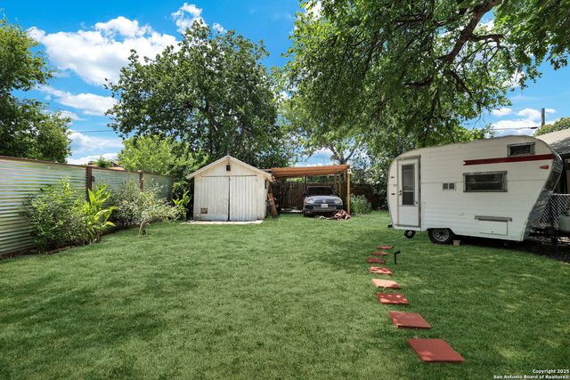 331 Adaes, San Antonio, TX 78207