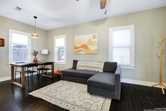 331 Adaes, San Antonio, TX 78207