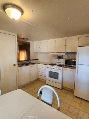 15940 Stoddard Wells RD 30, Victorville, CA 92395