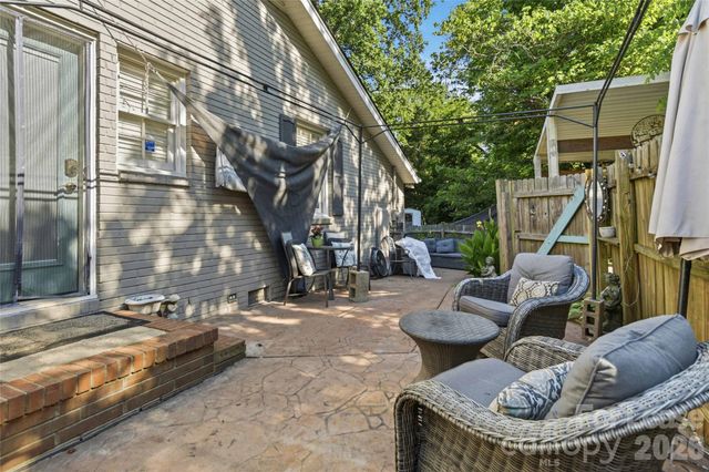 4231 Firethorne Road, Charlotte, NC 28205