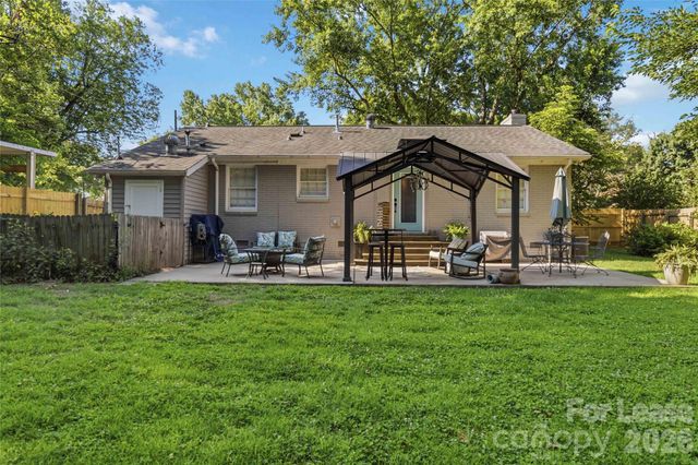 4231 Firethorne Road, Charlotte, NC 28205