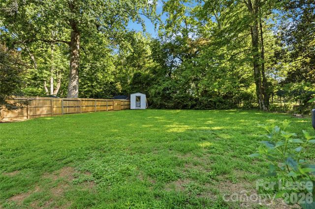 4231 Firethorne Road, Charlotte, NC 28205