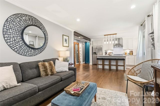 4231 Firethorne Road, Charlotte, NC 28205