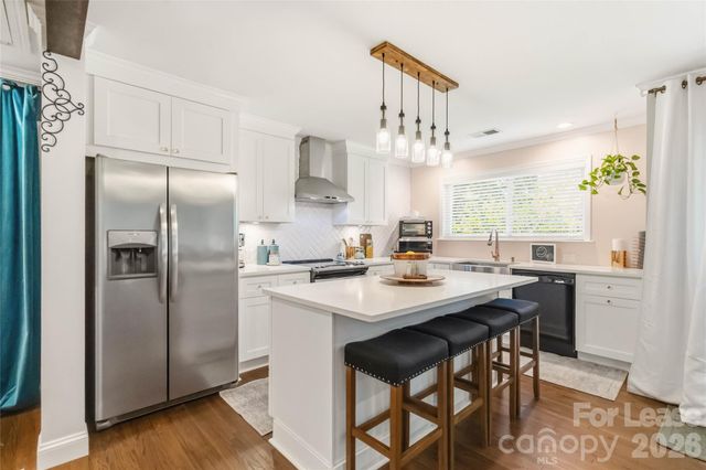 4231 Firethorne Road, Charlotte, NC 28205