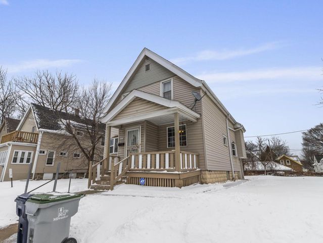 3234 N Achilles STREET, Milwaukee, WI 53212