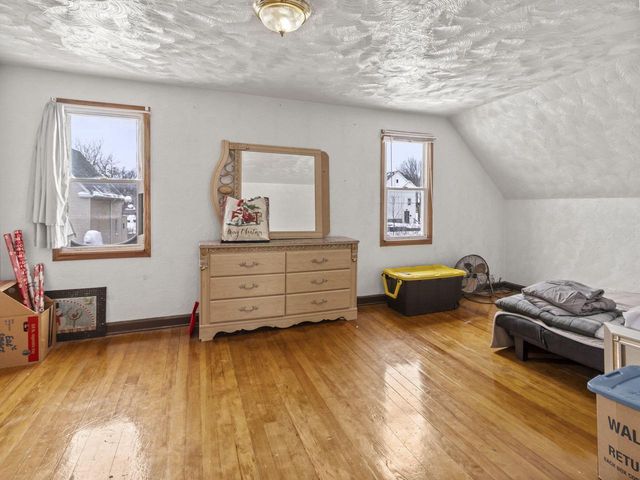 3234 N Achilles STREET, Milwaukee, WI 53212