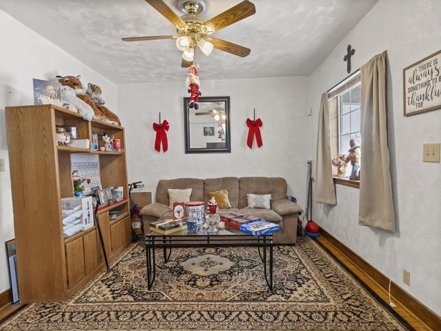 3234 N Achilles STREET, Milwaukee, WI 53212