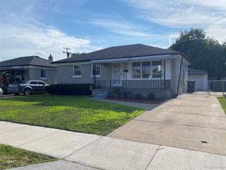 25335 Pattow Street, Roseville, MI 48066