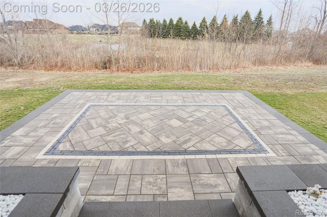 13033 Cathedral Court, Shelby Charter Township, MI 48315