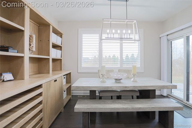 13033 Cathedral Court, Shelby Charter Township, MI 48315