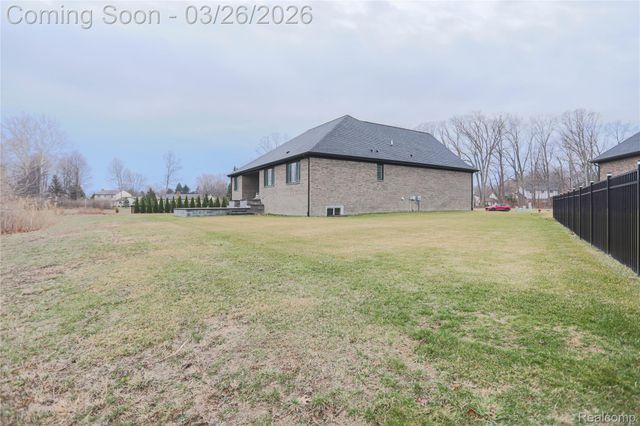 13033 Cathedral Court, Shelby Charter Township, MI 48315