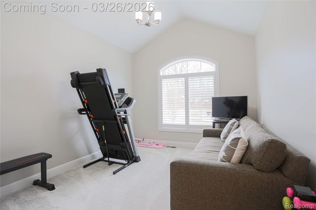 13033 Cathedral Court, Shelby Charter Township, MI 48315