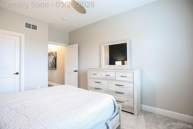 13033 Cathedral Court, Shelby Charter Township, MI 48315