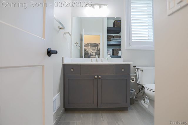 13033 Cathedral Court, Shelby Charter Township, MI 48315