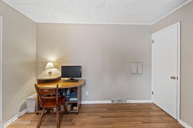 9 Monmouth Place, Keyport, NJ 07735