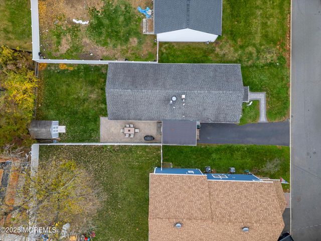 9 Monmouth Place, Keyport, NJ 07735