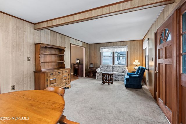 9 Monmouth Place, Keyport, NJ 07735