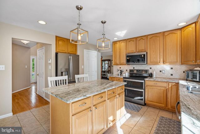 337 S GRAND ST, Hammonton, NJ 08037