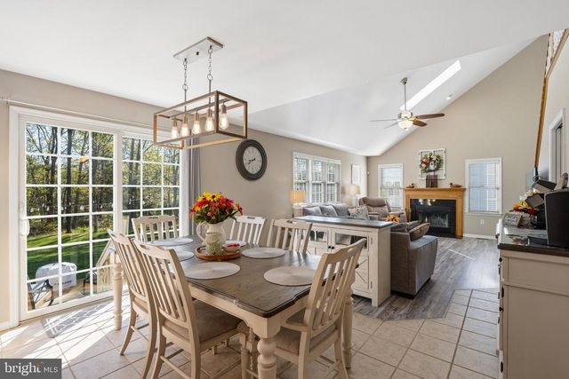 337 S GRAND ST, Hammonton, NJ 08037