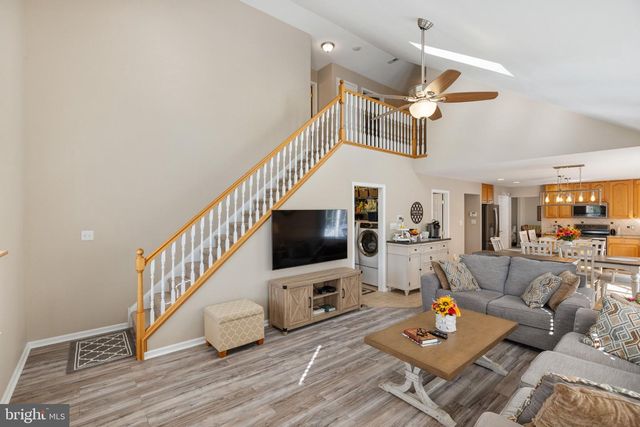 337 S GRAND ST, Hammonton, NJ 08037