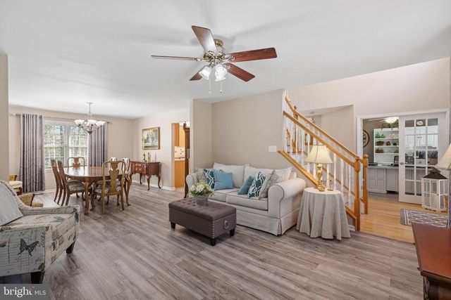 337 S GRAND ST, Hammonton, NJ 08037
