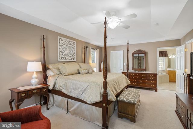 337 S GRAND ST, Hammonton, NJ 08037