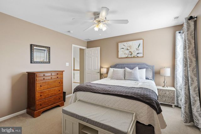 337 S GRAND ST, Hammonton, NJ 08037