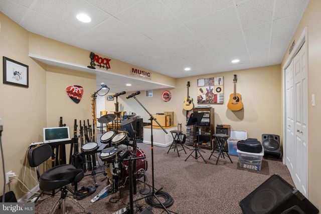 337 S GRAND ST, Hammonton, NJ 08037