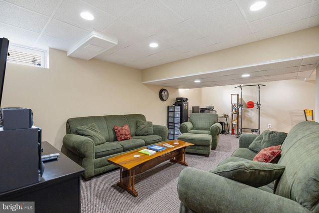 337 S GRAND ST, Hammonton, NJ 08037