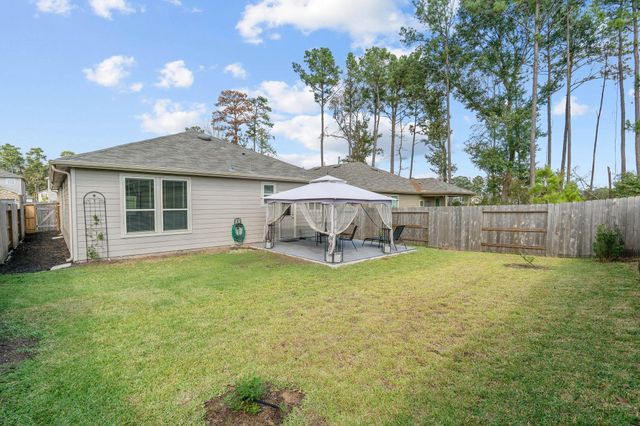 350 Shady Cedar Hill Lane, Willis, TX 77378