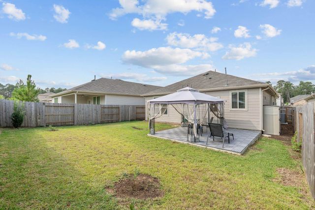 350 Shady Cedar Hill Lane, Willis, TX 77378
