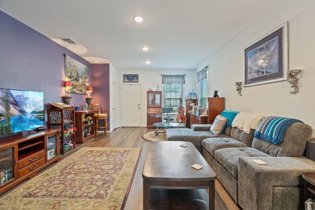 350 Shady Cedar Hill Lane, Willis, TX 77378