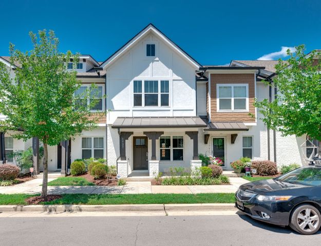 1527 57th Ave, N, Nashville, TN 37209