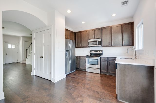 1527 57th Ave, N, Nashville, TN 37209