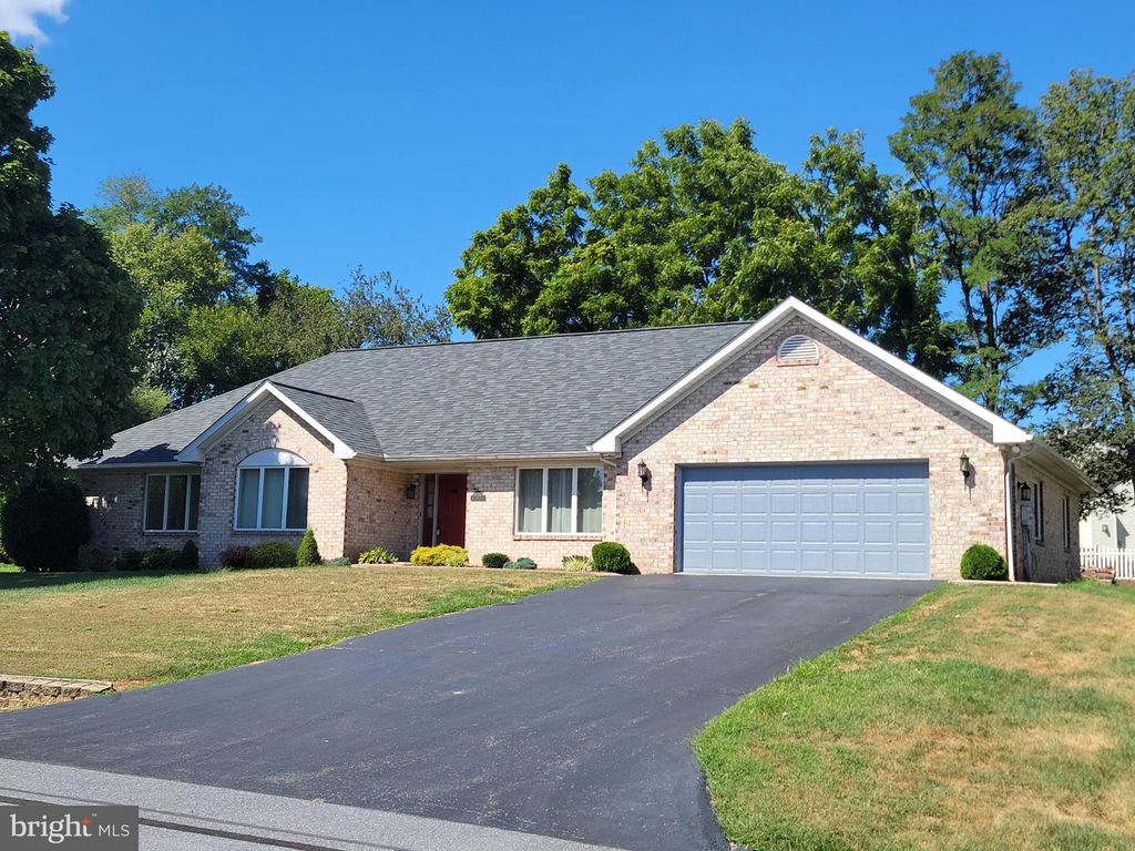 19202 OLDE WATERFORD RD, Hagerstown, MD 21742