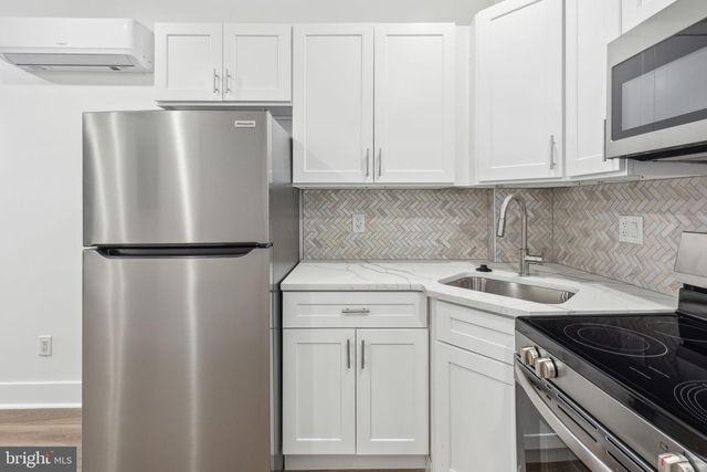 5212 HARLAN ST, Philadelphia, PA 19131