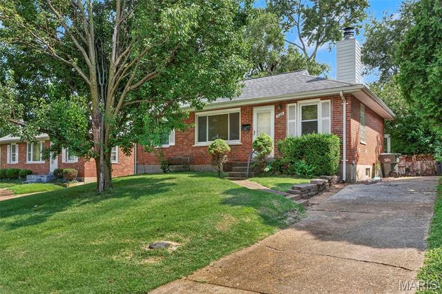 9120 Harold Drive, St Louis, MO 63134