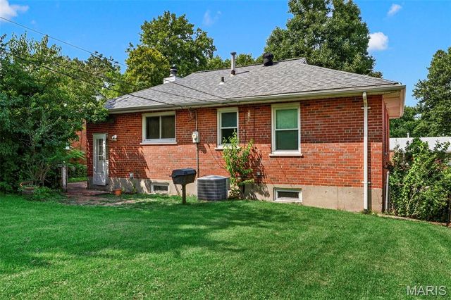 9120 Harold Drive, St Louis, MO 63134
