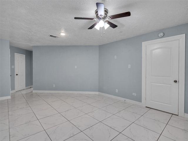 6410 Barrygate Drive, Spring, TX 77373