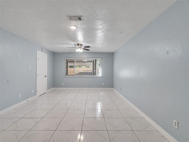 6410 Barrygate Drive, Spring, TX 77373