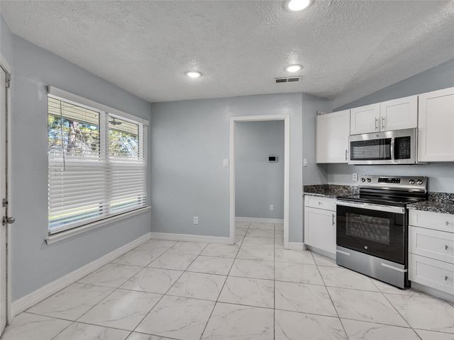 6410 Barrygate Drive, Spring, TX 77373