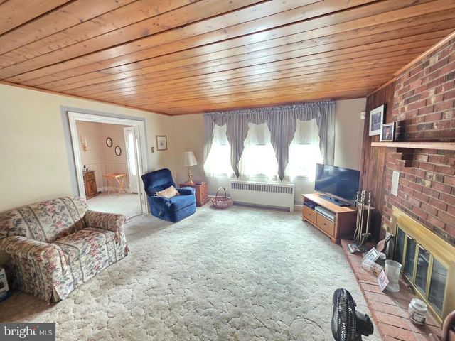 3016 COUNTY HOUSE RD, Woodbury, NJ 08096