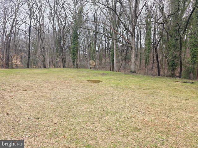 3016 COUNTY HOUSE RD, Woodbury, NJ 08096