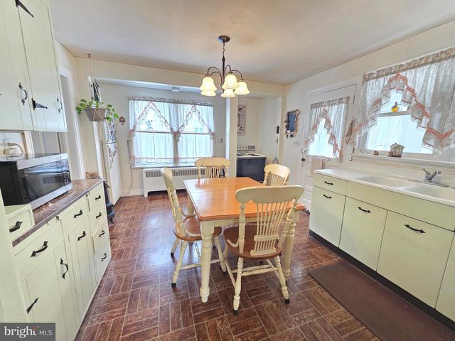 3016 COUNTY HOUSE RD, Woodbury, NJ 08096