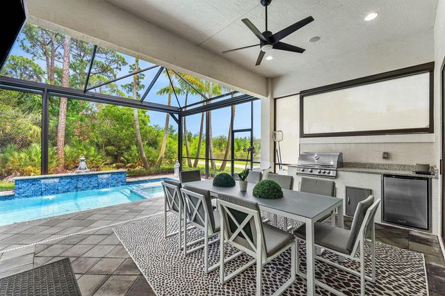 13042 Artisan Circle, Palm Beach Gardens, FL 33418