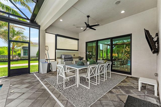 13042 Artisan Circle, Palm Beach Gardens, FL 33418