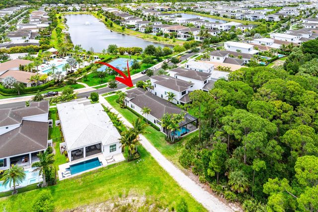 13042 Artisan Circle, Palm Beach Gardens, FL 33418